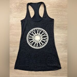 LuLuLemon Soul Cycle logo Tank Top Nvy Blue floral print Spinning athletic wear